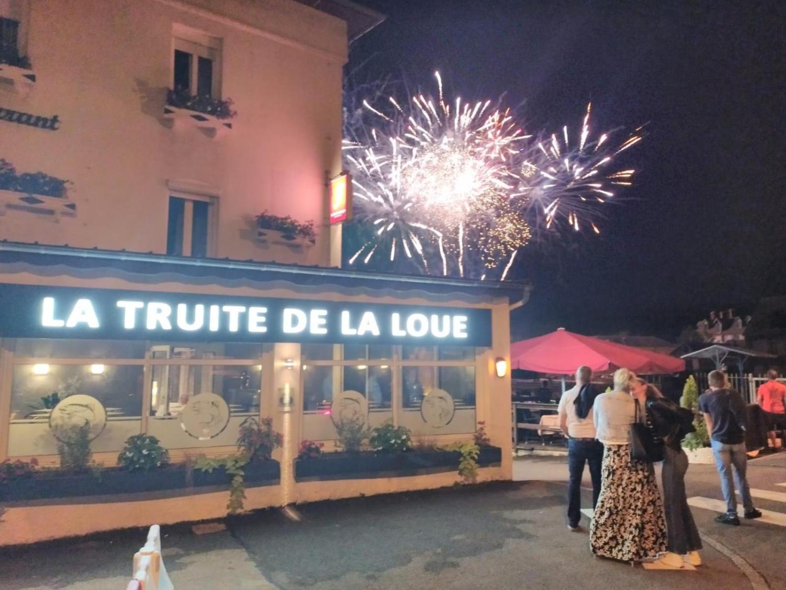 La Truite De La Loue Hotel Quingey Exterior photo